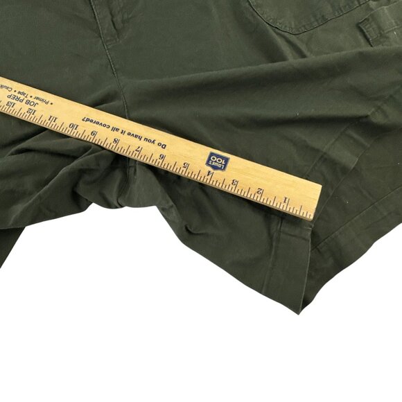 Lee Women's Relaxed Fit Mid Rise Cargo Shorts Olive Green Outdoor Hiking - Picture 9 of 10